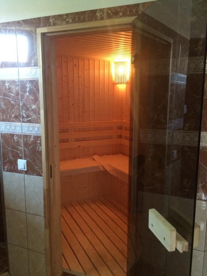 Bajusz Vendeghaz Hotel Tornyosnémeti Eksteriør billede